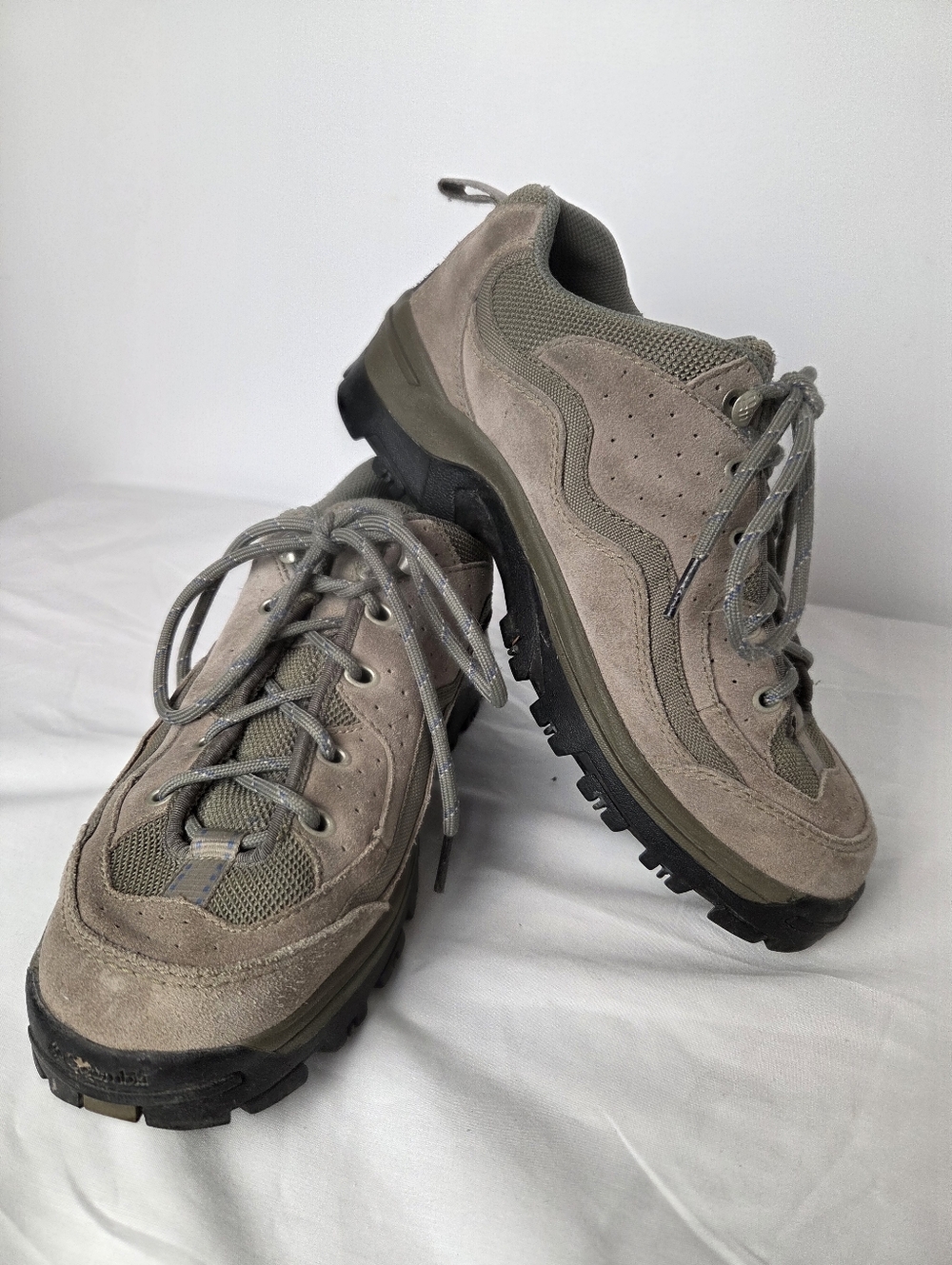 Columbia Rock Peak III Hiking Shoes Womens 8.5 Trail Sneakers Beige Outdoor
